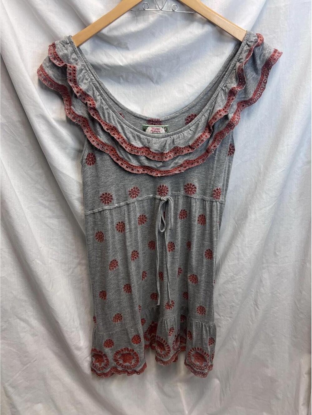 Flying Tomato Dress Gray Orange Floral Embroidered Mini Dress Sleeveless. EUC